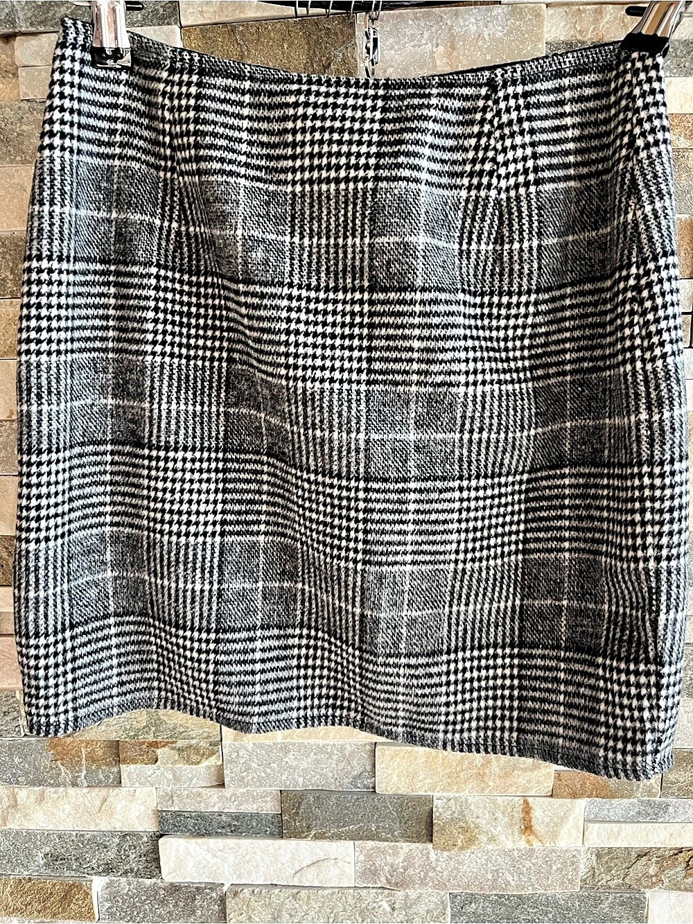 HAODUOYI Women's Plaid Mini Skirt Black & White Like New